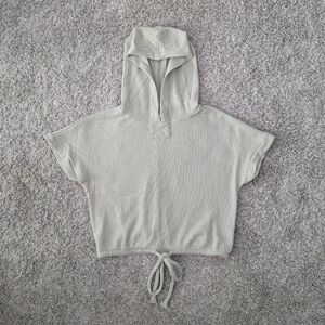 Paper Crane sage green waffle knit shirt short-sleeve cropped hoodie